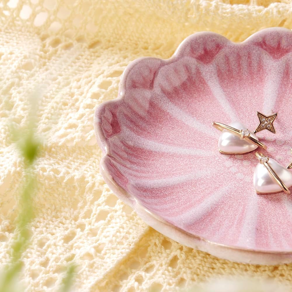 CERAMIC SHELL INSPIRED TRINKET DISH